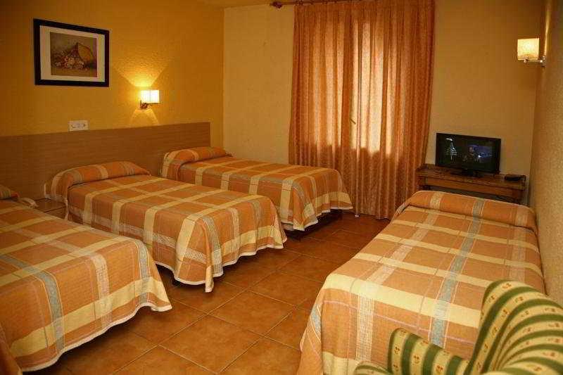 Hotel La Paz Jaca Zewnętrze zdjęcie